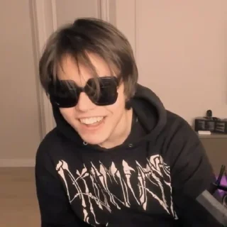 Стикер не жожо - 11