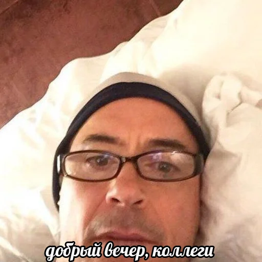 Sticker Роберт как всё лучшее в инетике - 0