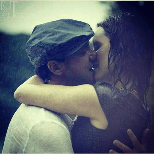 целовать Человек любовь