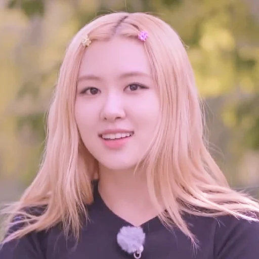 Sticker –𝙧𝙤𝙨𝙞𝙚 @vllnsy - 3