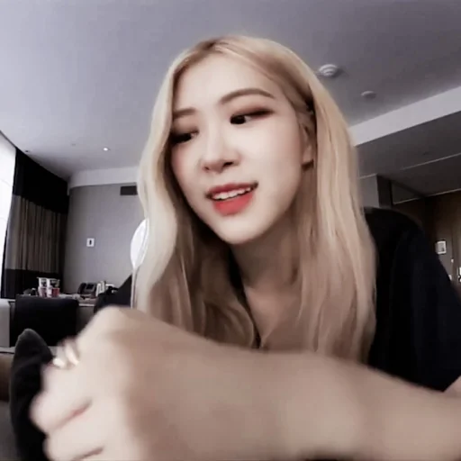 Sticker Kejora as Rosé | @bareblue - 4