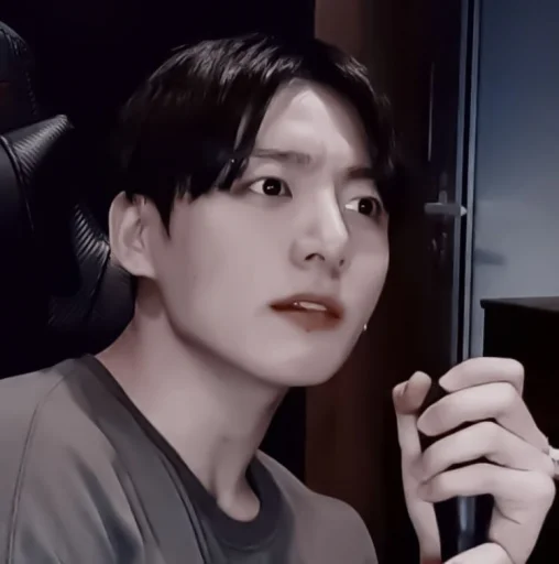 Sticker 🦅| ᴊᴜɴɢᴋᴏᴏᴋ ʙʏ @virtstik. - 6