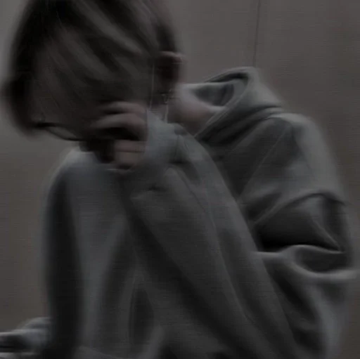 Человек статуя халат