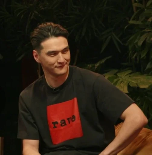 Sticker 🤠🤌 :: @fStikBot - 7