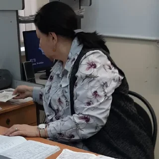 Стикер учителя 16-ря by @tinatina301 @HypeStik_bot - 8