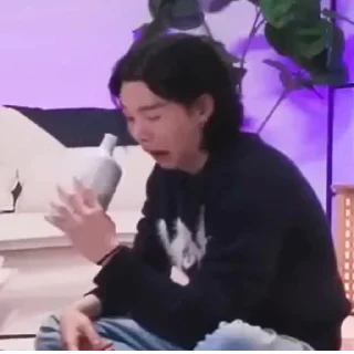 Sticker Создано в @StickerEdit_bot - 8