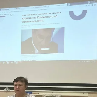 Sticker Создано в @StickerEdit_bot - 5