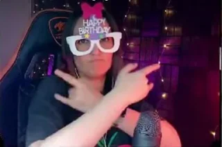 Стикер Рита - 3