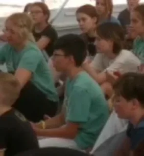 Стикер Арьтёми @sozdat_stikery_bot - 1