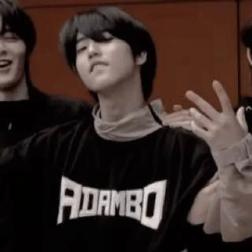 Sticker • ˖ ࣪𖦆 ˓ 🥛:: ᴄ϶ʍ и ᴋᴩиᴄ :: @fStikBot - 3