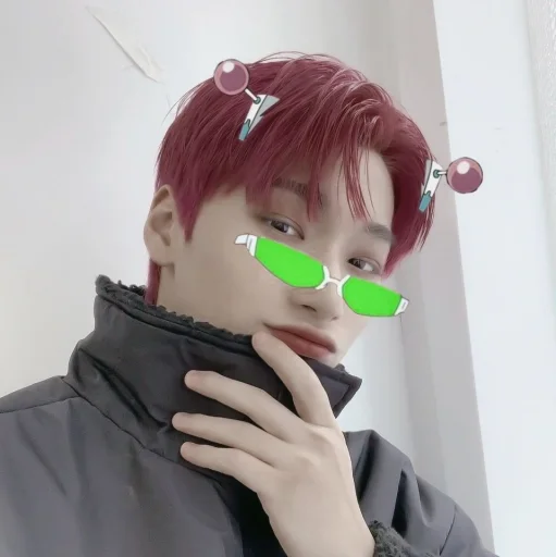 や 𝗌𝖺𝗇 🧇 ;: @smstickerr - 