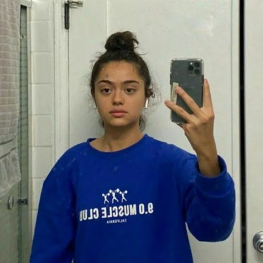 Человек стена одежда