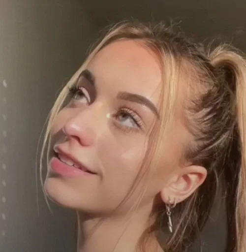 human face person eyelash