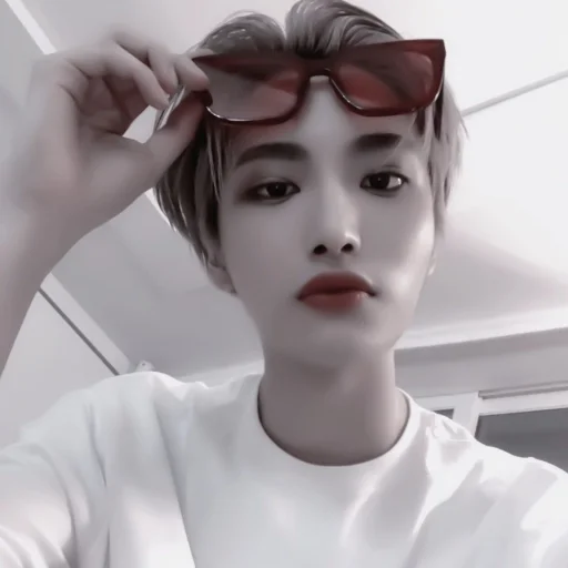 Sticker や 𝗌𝖾𝗈𝗇𝗀𝗁𝗐𝖺 🎀 ;: @smstickerr - 9