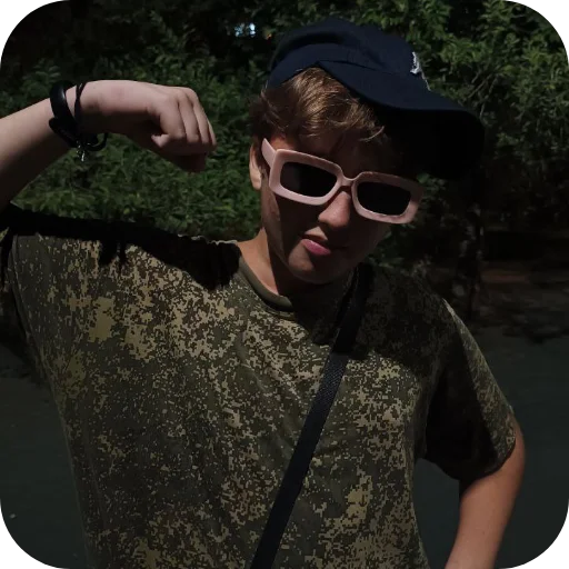 Sticker serega_alkash_3587528_by_DayStikBot - 1