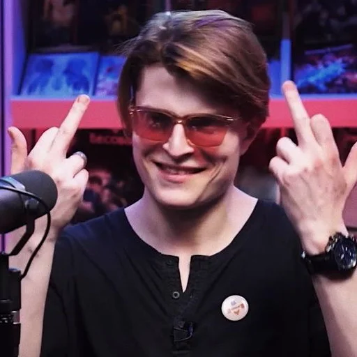 Стикер Сережа:3 - 10