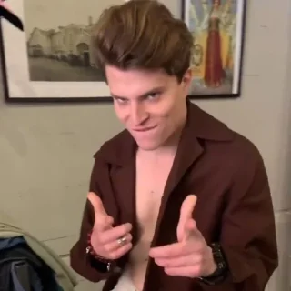 Стикер Сережа:3 - 5