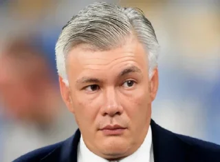 Стикер Создать мемы ➡️ @sportsmem_bot - 7