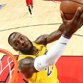 Стикер Создать мемы ➡️ @sportsmem_bot - 1