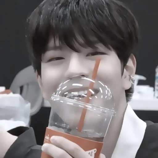 Sticker #𝐦𝐨𝐨𝐝: 𝗌𝖾𝗎𝗇𝗀𝗆𝗂𝗇 ;: by @paradismaudit - 9