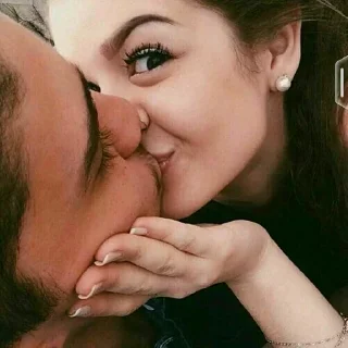 Sticker Kiss @stickersb2b - 7