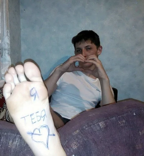 Человек конечность человеческое лицо