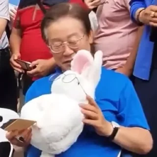 Sticker 친칠라 - 8