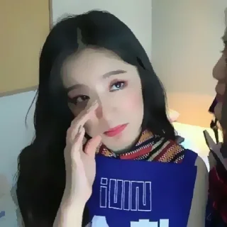 Стикер 🐞 . . #shuhua ☆ @twixxstikers - 3