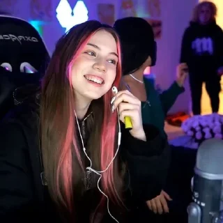 Sticker @sickliy 66 > - 4