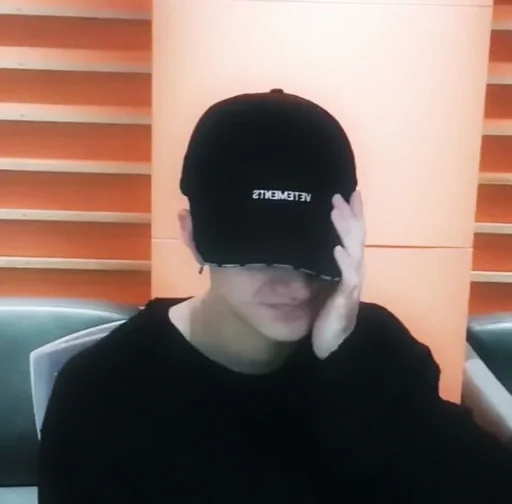 Человек человеческое лицо селфи