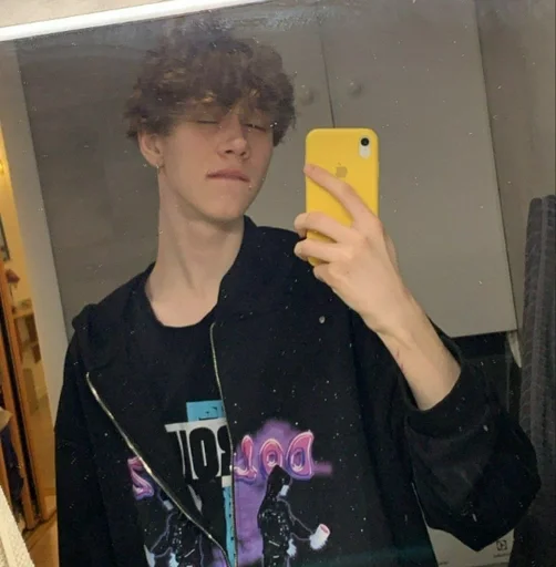 леша папочка🎉 :: @fStikBot - Человек