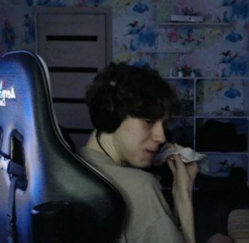 Человек комнатный человеческое лицо