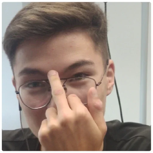 Pytonbek 2.0 - Человек