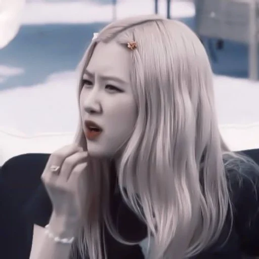 Человек человеческое лицо длинные волосы