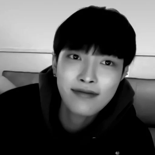 Человек человеческое лицо черно-белый