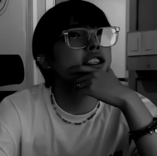 Человек комнатный человеческое лицо