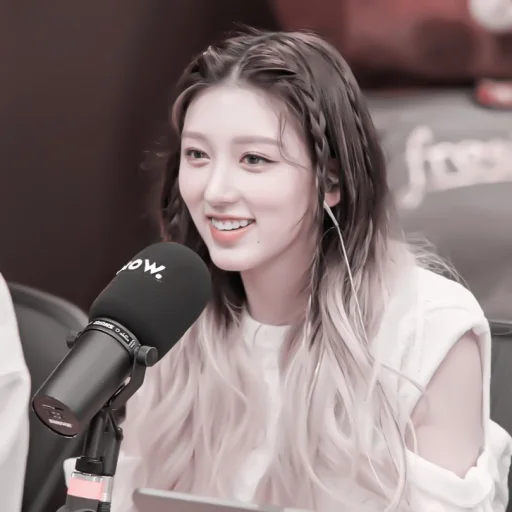 #gaeul : 🤍 : by @smstickerr - 