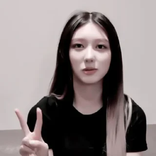 Стикер #gaeul : 🤍 : by @smstickerr - 0