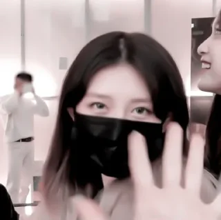 Стикер #gaeul : 🤍 : by @smstickerr - 10