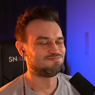 Sticker snail face - 11