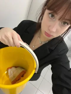 Стикер Сонечка @MoiStikiBot - 2