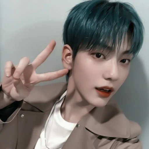 Sticker 𝘴𝘰𝘰𝘣𝘪𝘯 :; by @seduiisantee - 8