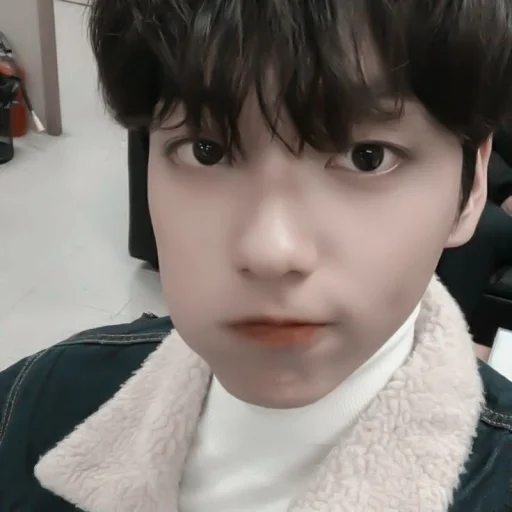 Sticker 𝘴𝘰𝘰𝘣𝘪𝘯 :; by @seduiisantee - 2