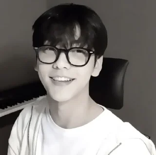 Стикер ✦ 𝗌𝗈𝗈𝖻𝗂𝗇 !¡ 𝖿𝗋. @soobxhub - 8