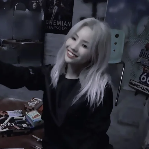 Sticker " (🍭)) soyeon @lilacstckrs " - 2