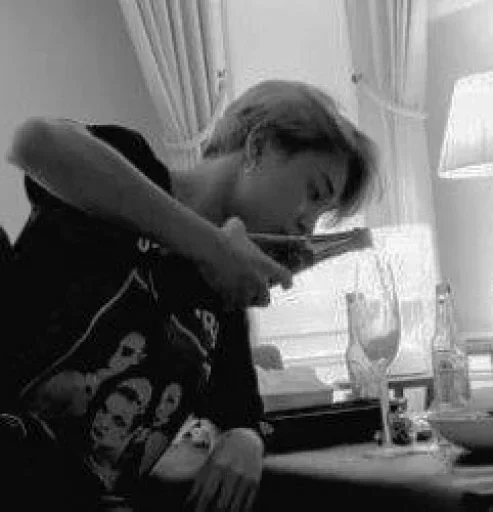 Человек комнатный черно-белый