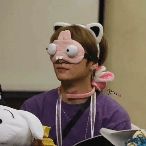 cartoon toy human face