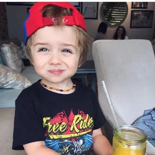 human face person toddler