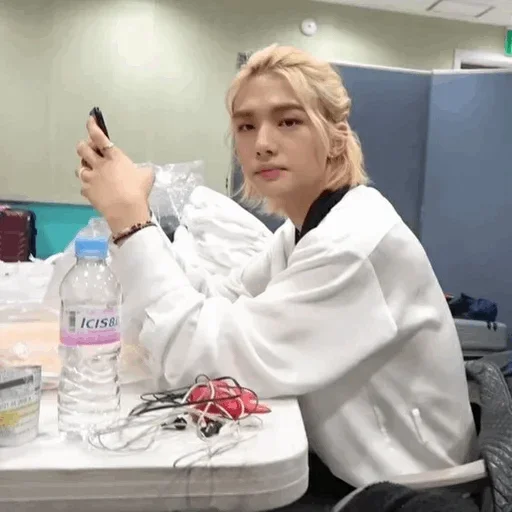 Человек комнатный одежда