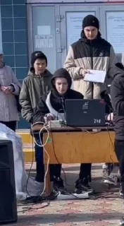 Стикер ᴄᴀLᴇʙ @MoiStikiBot - 2